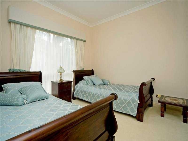 8220 Magnolia Drive West, Hope Island QLD 4212