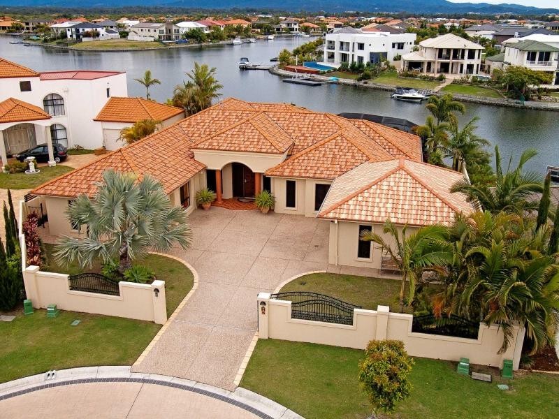 35 Prosperity Drive, Hope Island QLD 4212