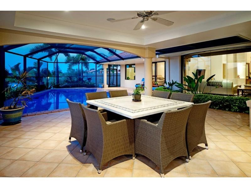 35 Prosperity Drive, Hope Island QLD 4212