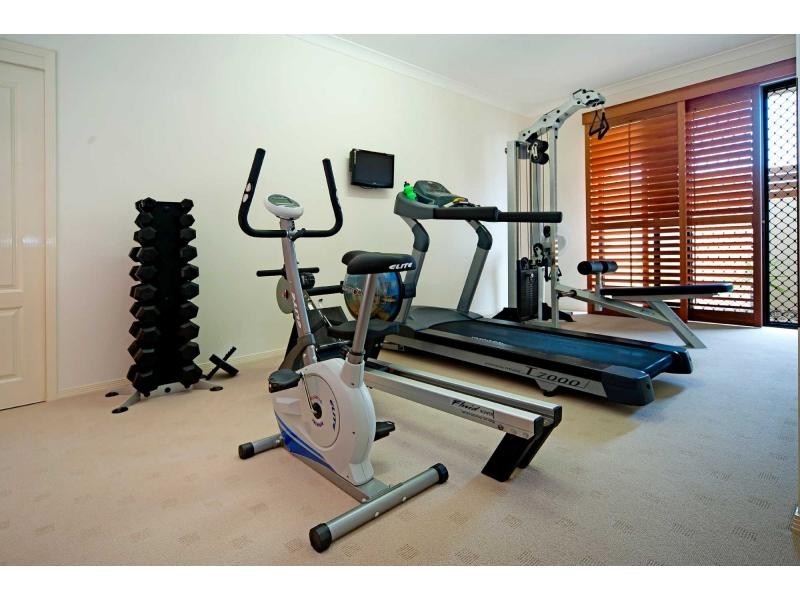 35 Prosperity Drive, Hope Island QLD 4212