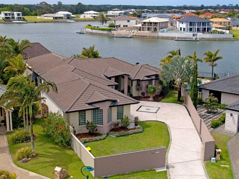 38 Glenwater Crescent, Monterey Keys QLD 4212