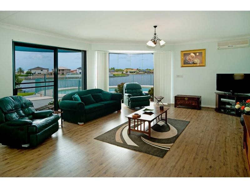 38 Glenwater Crescent, Monterey Keys QLD 4212