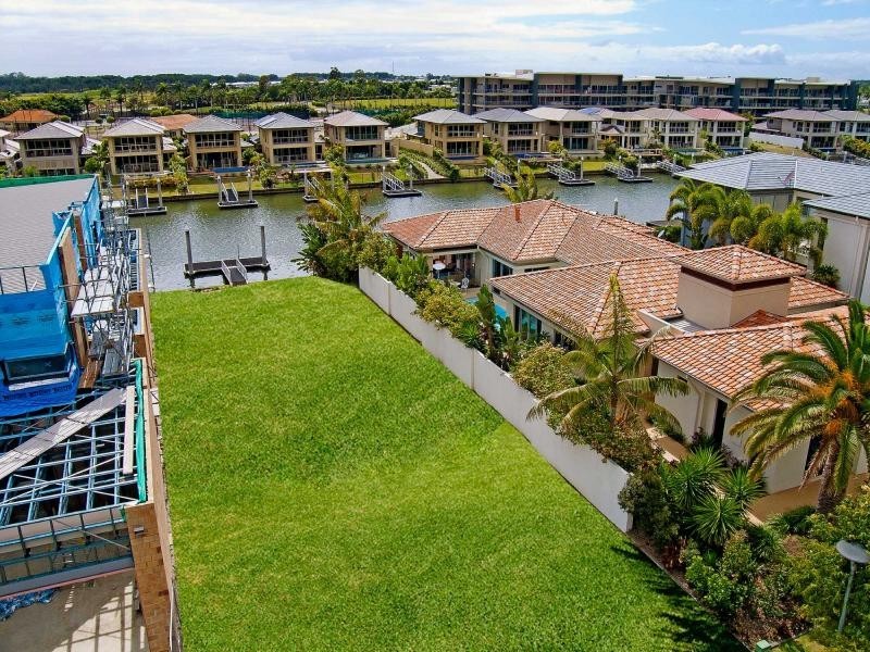 L6 Bolsena Circuit, Hope Island QLD 4212