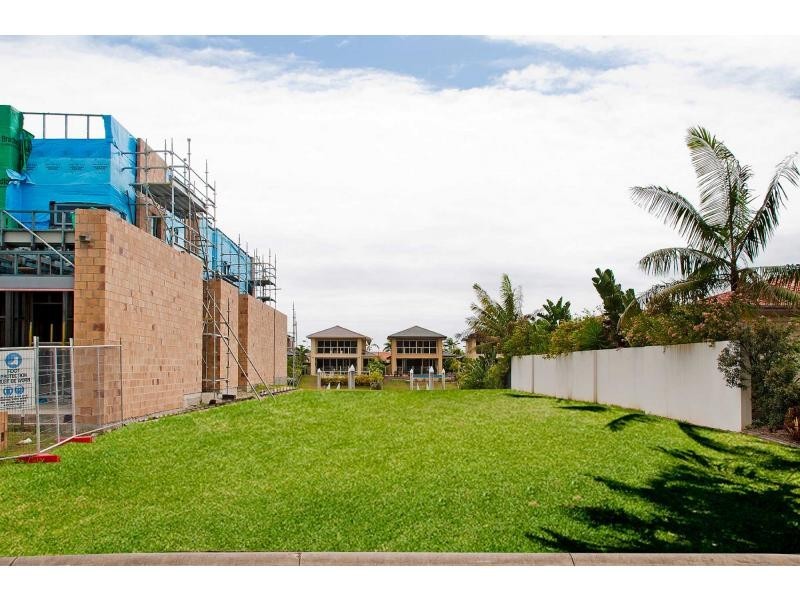 L6 Bolsena Circuit, Hope Island QLD 4212