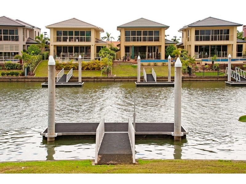 L6 Bolsena Circuit, Hope Island QLD 4212