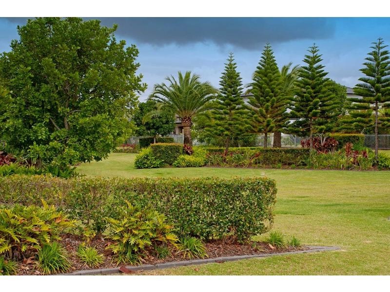 L6 Bolsena Circuit, Hope Island QLD 4212