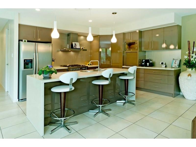 2840 Wylarah Way, Hope Island QLD 4212