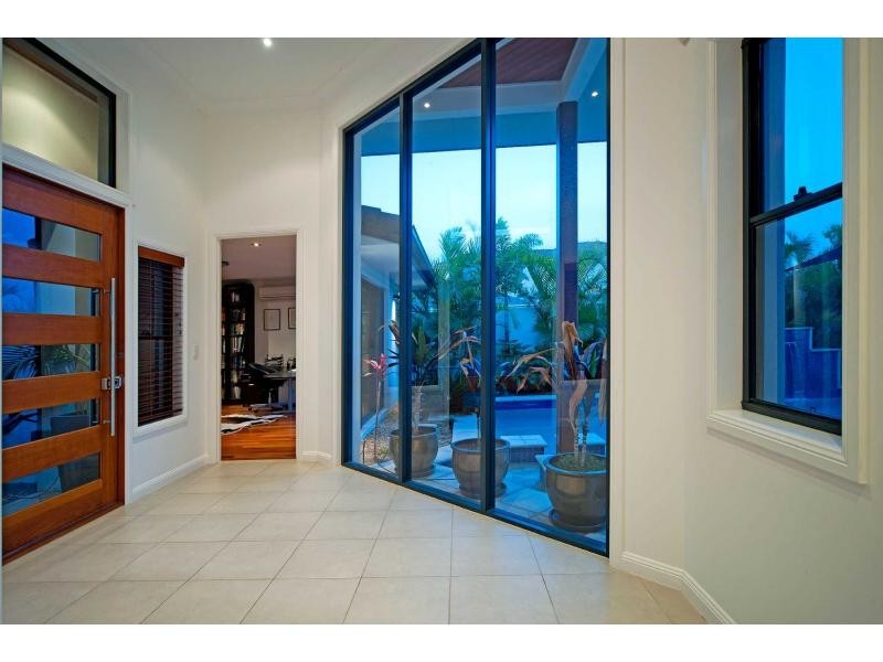 Hope Island QLD 4212