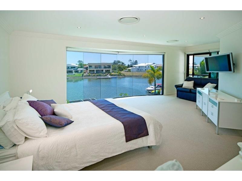 5 Mandolin Avenue, Hope Island QLD 4212