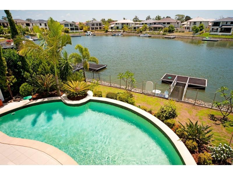 5 Mandolin Avenue, Hope Island QLD 4212
