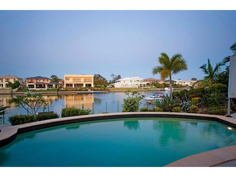 5 Mandolin Avenue, Hope Island QLD 4212