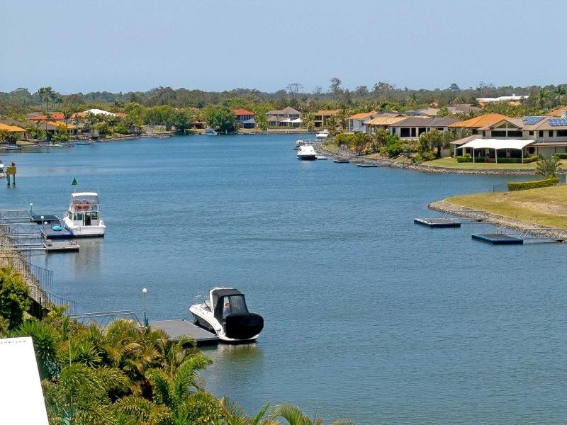 5 Mandolin Avenue, Hope Island QLD 4212
