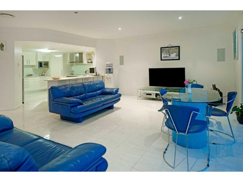 5 Mandolin Avenue, Hope Island QLD 4212