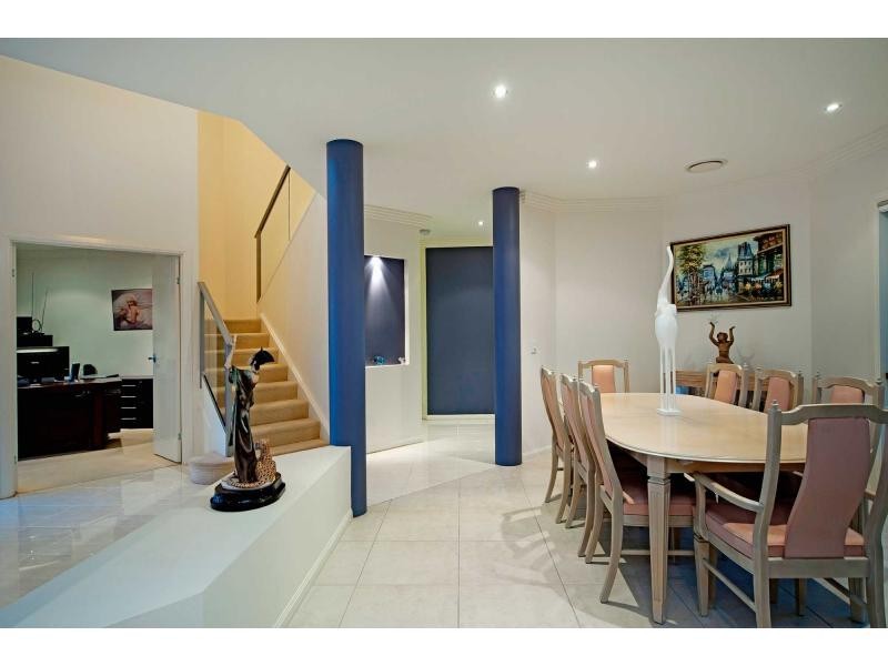 5 Mandolin Avenue, Hope Island QLD 4212