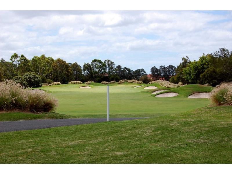 3213 Palladian Drive, Hope Island QLD 4212