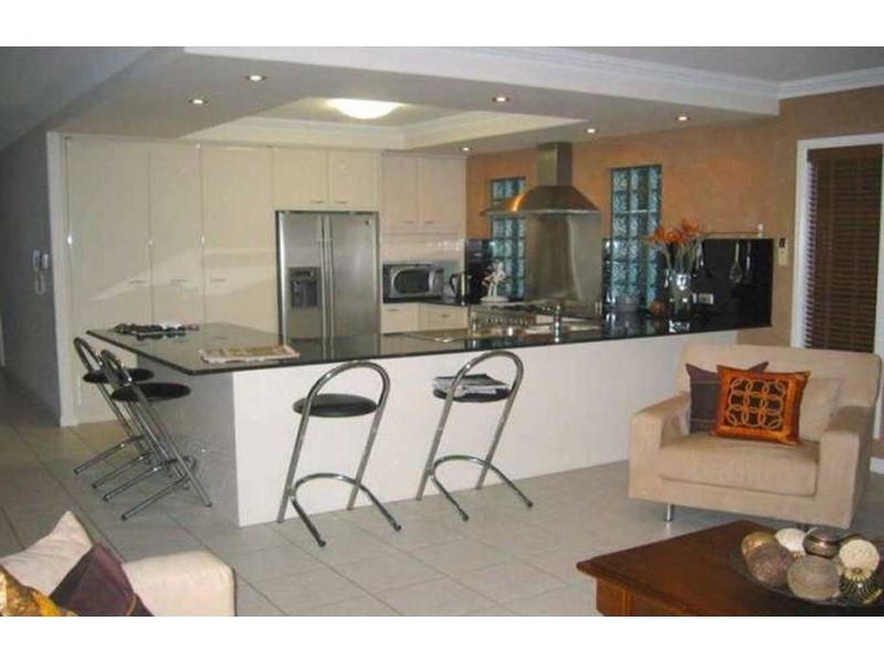 Hope Island QLD 4212