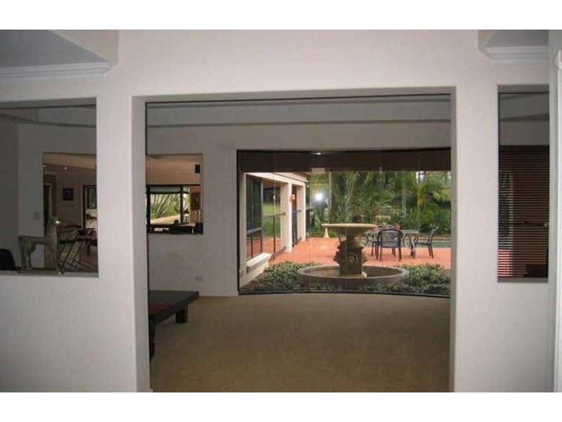 Hope Island QLD 4212