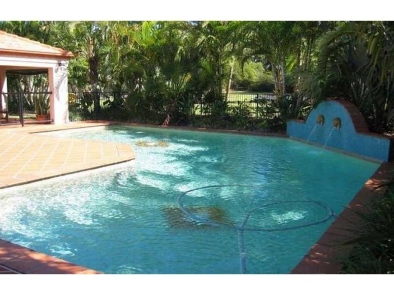 Hope Island QLD 4212