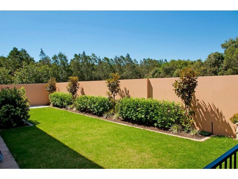 8606 Magnolia Drive East, Hope Island QLD 4212