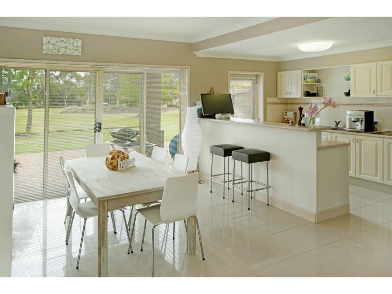 8121 Magnolia Gardens, Hope Island QLD 4212