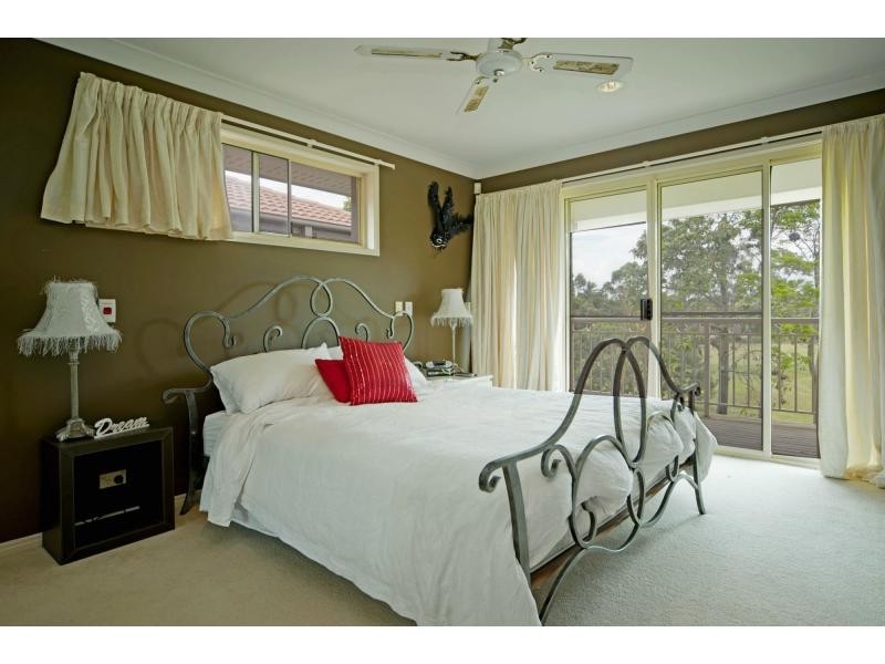 8121 Magnolia Gardens, Hope Island QLD 4212
