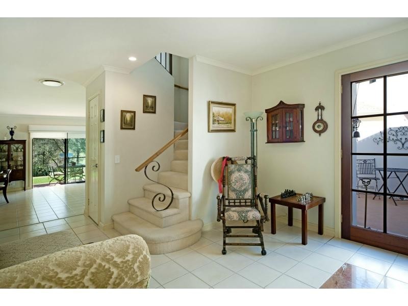 8877 Magnolia Drive East, Hope Island QLD 4212