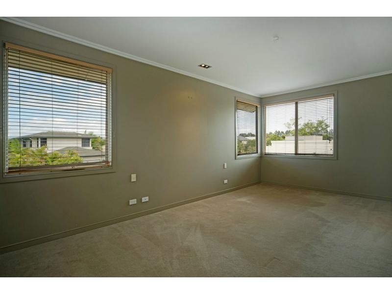 6011 Calardo Avenue, Hope Island QLD 4212
