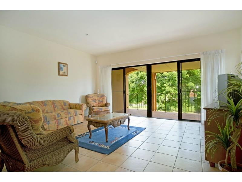 3216 Palladian Drive, Hope Island QLD 4212