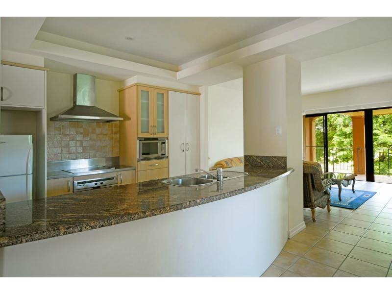 3216 Palladian Drive, Hope Island QLD 4212