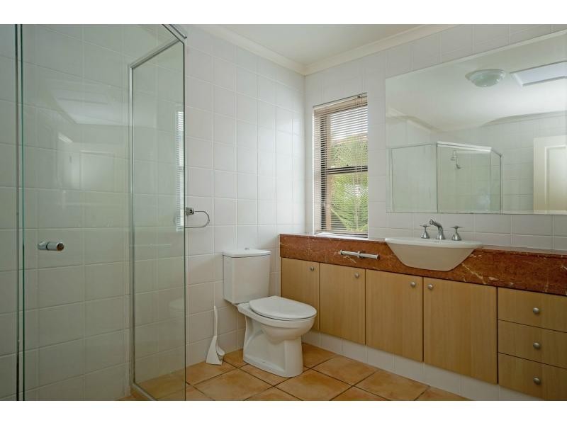 3216 Palladian Drive, Hope Island QLD 4212