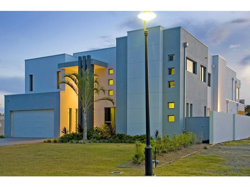 7424 Ellensbrook Drive, Hope Island QLD 4212