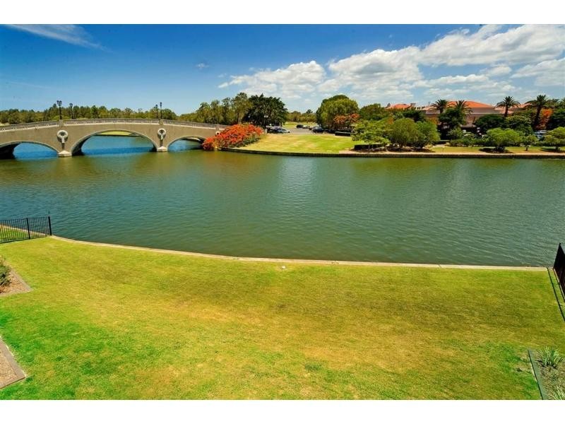 7424 Ellensbrook Drive, Hope Island QLD 4212