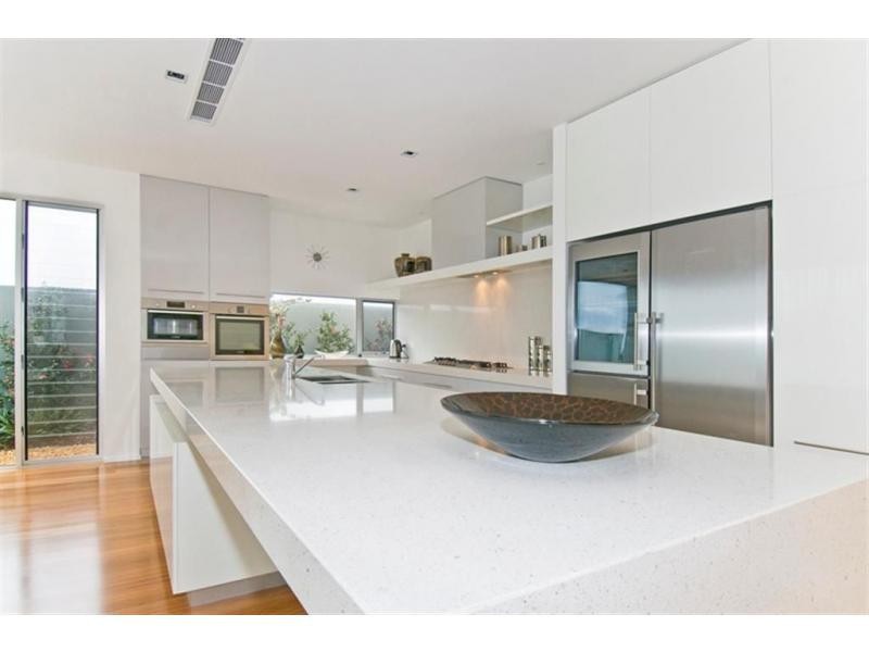 6184 Bolsena Circuit, Hope Island QLD 4212