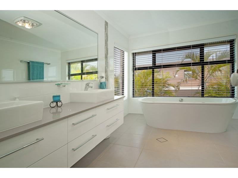 31 Glenwater Crescent, Monterey Keys QLD 4212