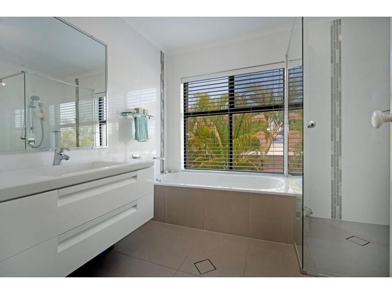 31 Glenwater Crescent, Monterey Keys QLD 4212