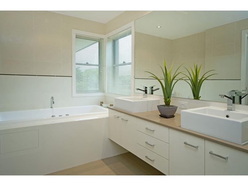 7426 Ellensbrook Drive, Hope Island QLD 4212