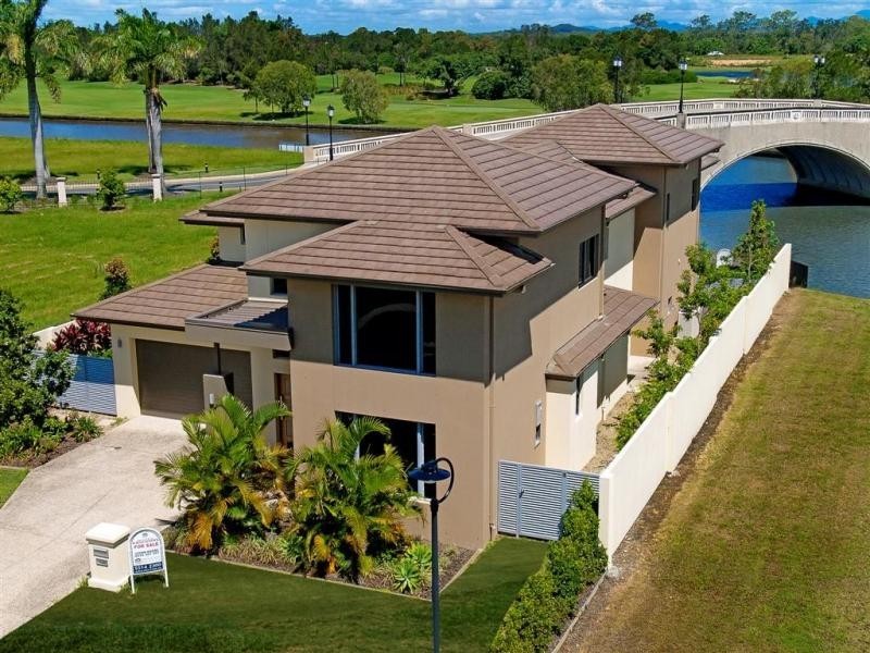 7426 Ellensbrook Drive, Hope Island QLD 4212