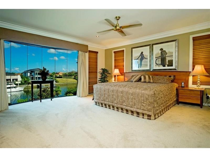 2322 Cressbrook Drive, Hope Island QLD 4212