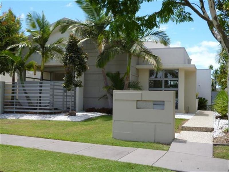 Hope Island QLD 4212