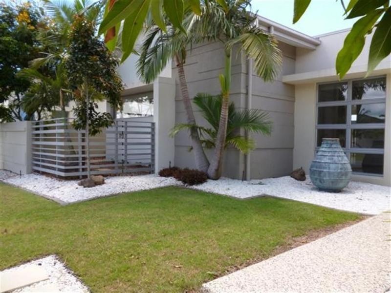 Hope Island QLD 4212