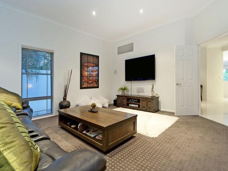 Hope Island QLD 4212