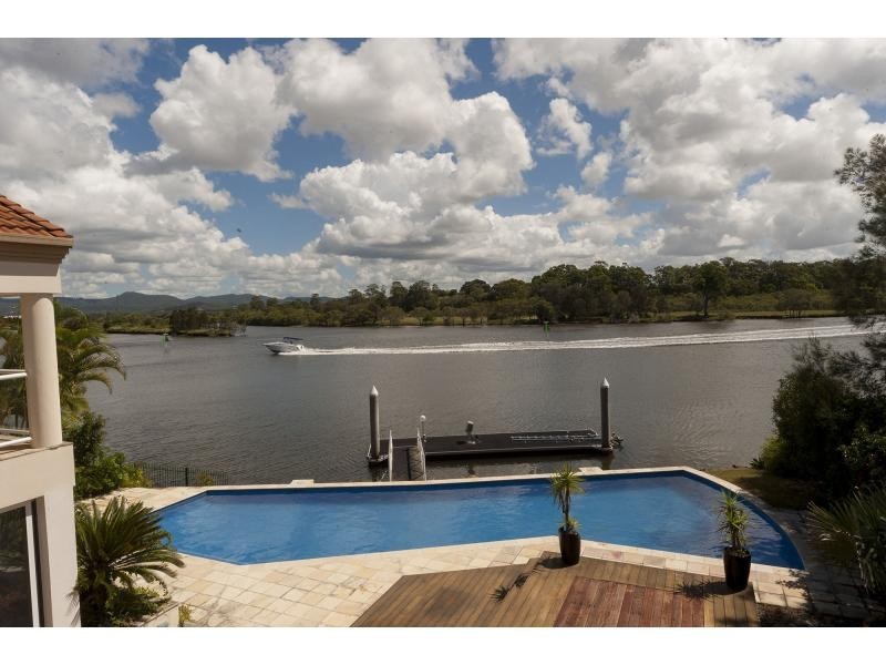 1008 Rosebank Way, Hope Island QLD 4212