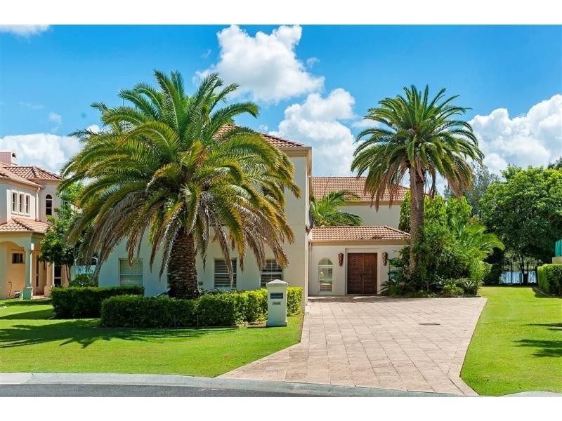 1008 Rosebank Way, Hope Island QLD 4212