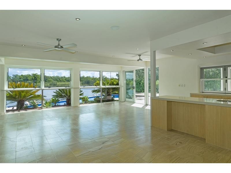 1008 Rosebank Way, Hope Island QLD 4212