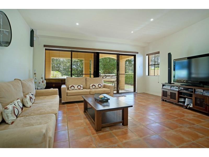 3282 Palladian Drive, Hope Island QLD 4212