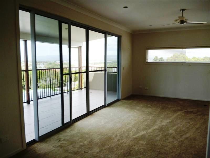 Hope Island QLD 4212