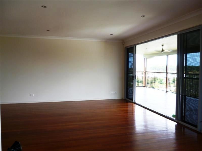 Hope Island QLD 4212