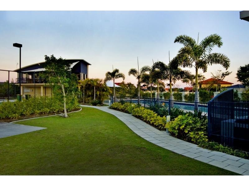 94 The Peninsula Drive, Hope Island QLD 4212