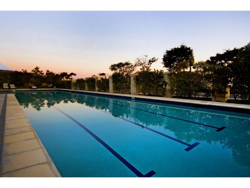 94 The Peninsula Drive, Hope Island QLD 4212