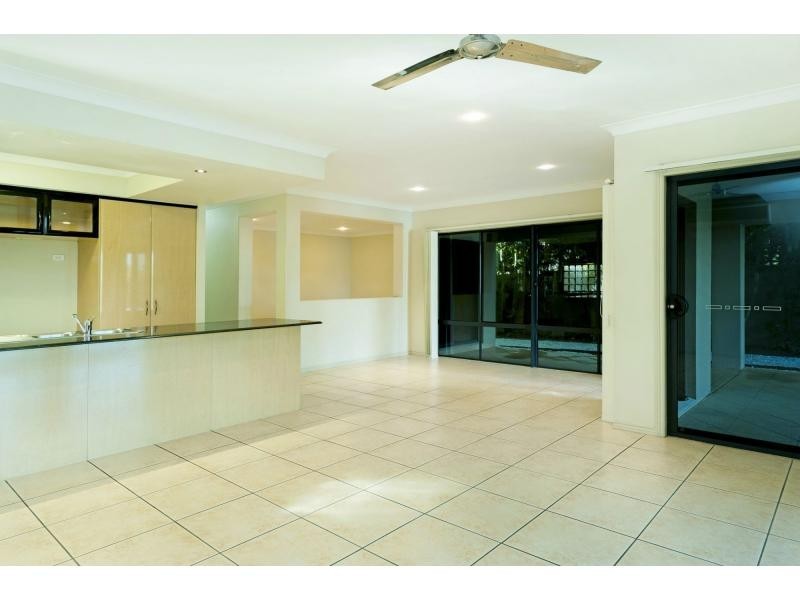 22 The Peninsula, Hope Island QLD 4212